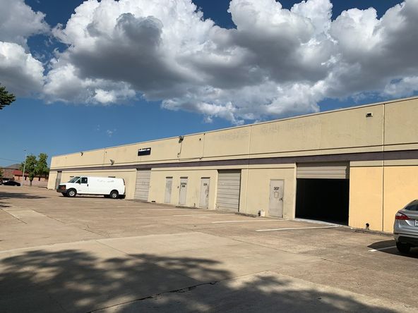 Greenville Business Center: 888 S Greenville Ave, Richardson, TX 75081
